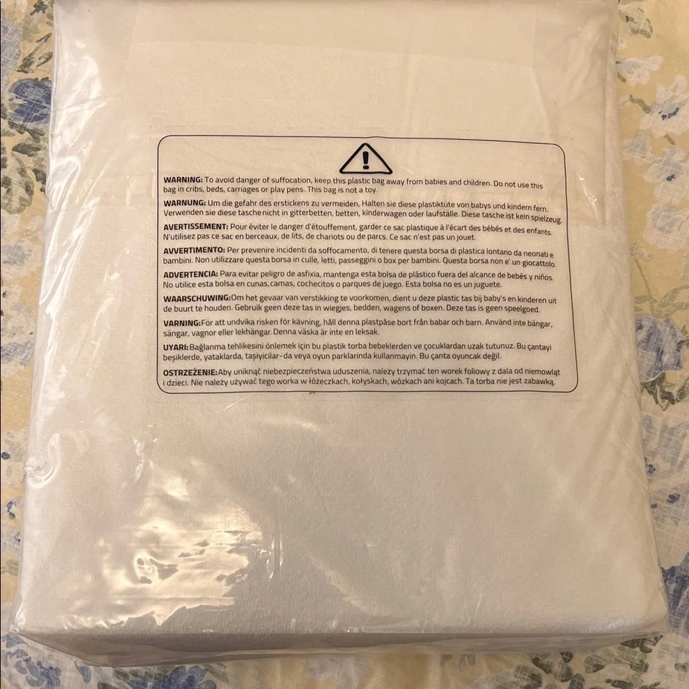 Topia Mattress Protector - White King Size